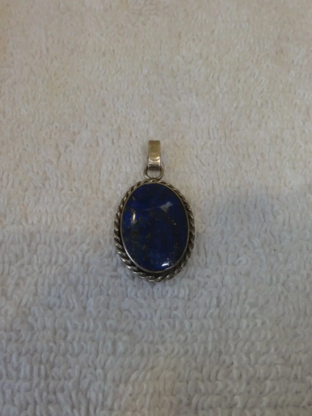Vintage Silver Beveled Lapis Lazuli Oval Pendant VERY GOOD CONDITION!